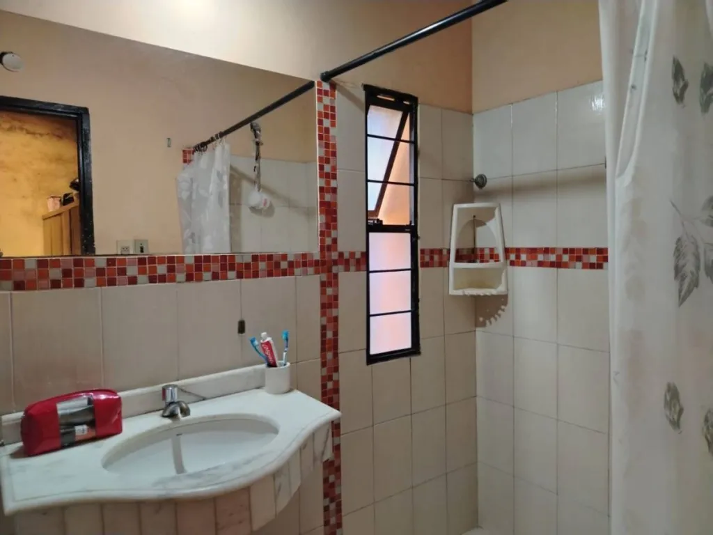 VENDO CASA EN ASUNCION EN VILLA AURELIA - MAYOR JOSE LAMAS — foto 2