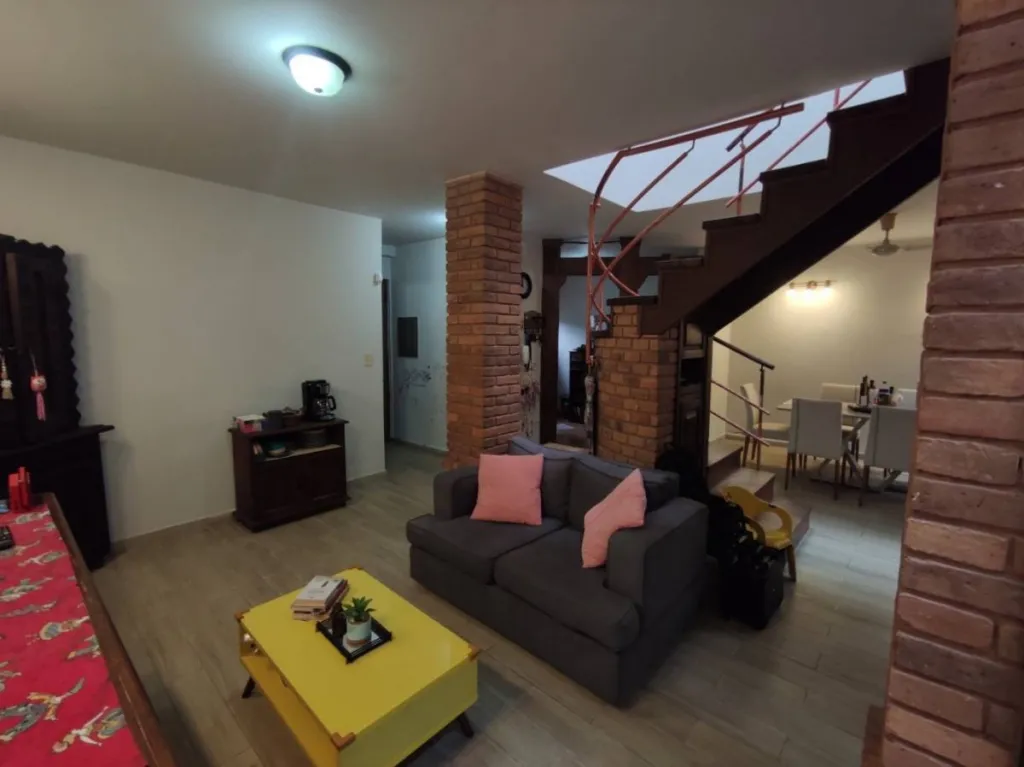 VENDO CASA EN ASUNCION EN BARRIO JARA - REPUBLICA DOMINICANA — foto 3