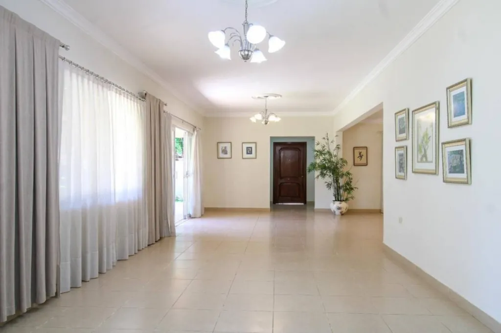 VENDO CASA EN ASUNCION EN MCAL. ESTIGARRIBIA - R.I. 5 GENERAL DIAZ — foto 2