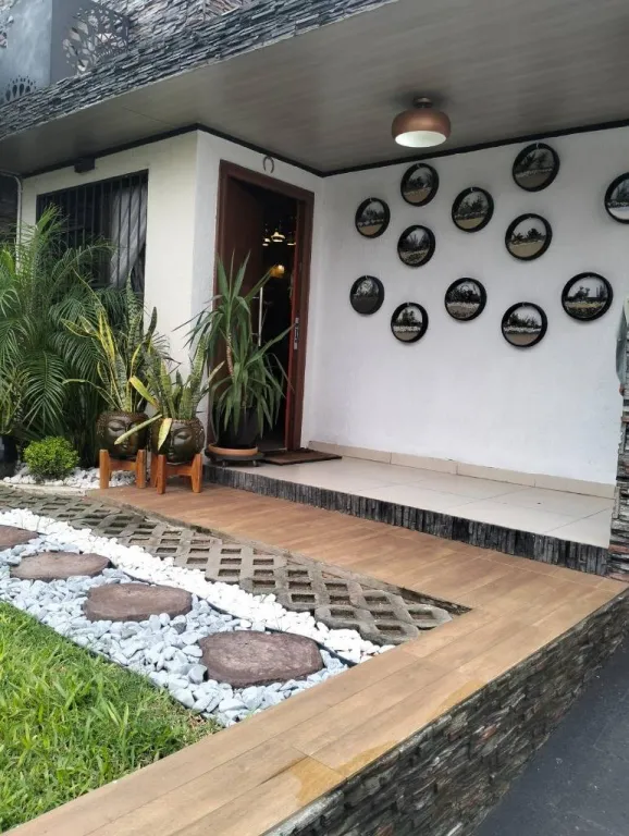 VENDO CASA EN ASUNCION EN SAJONIA - CARLOS GOMEZ — foto 3