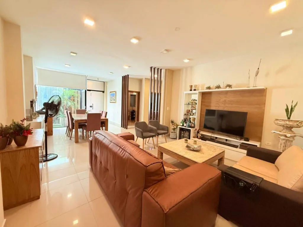 VENDO CASA EN ASUNCION EN RECOLETA - CARLOS GIMENEZ — foto 2