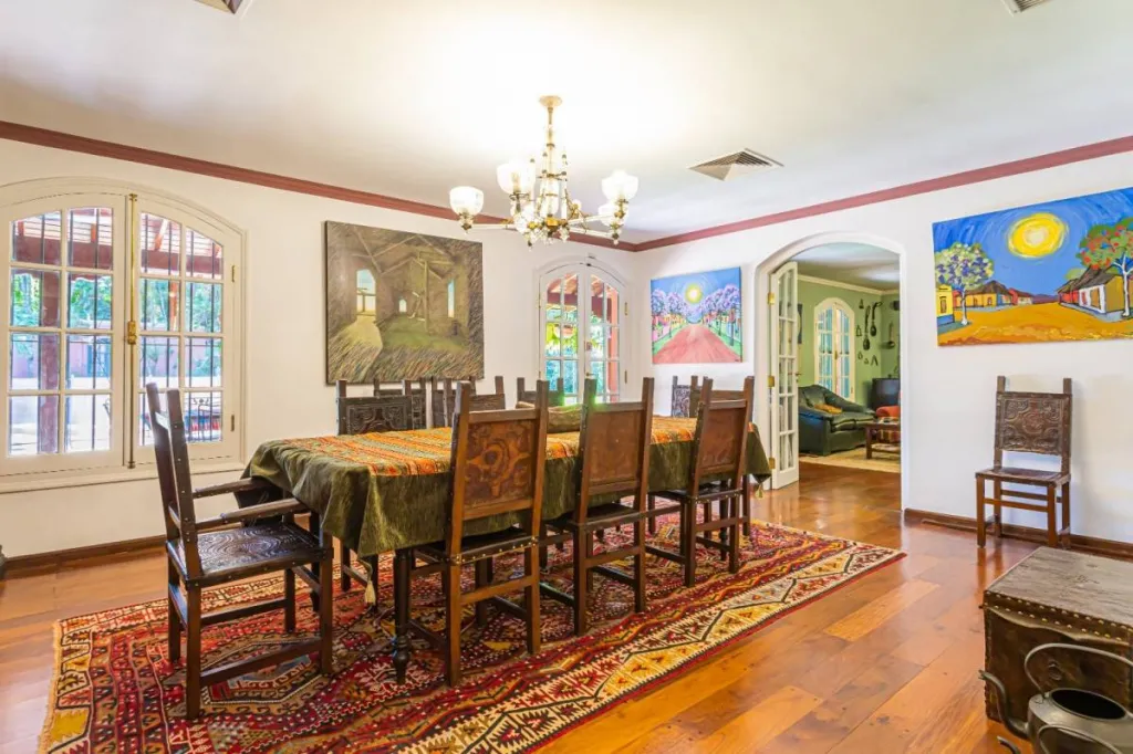 VENDO CASA EN ASUNCION EN SAN JORGE - RESIDENCIA ESTILO COLONIAL — foto 2