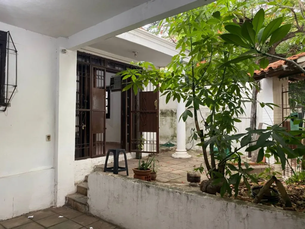 VENDO CASA EN ASUNCION EN CIUDAD NUEVA - GRAL. AQUINO — foto 3