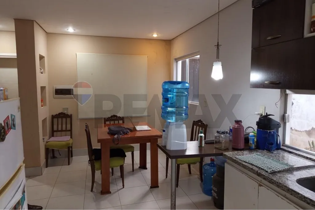 Vendo Chalet en Lambare — foto 3