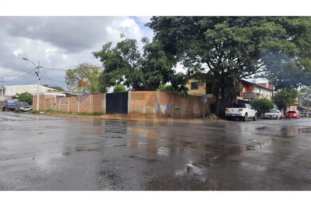 VENDO TERRENO EN ESQUINA LUQUE CUARTO BARRIO — foto 2