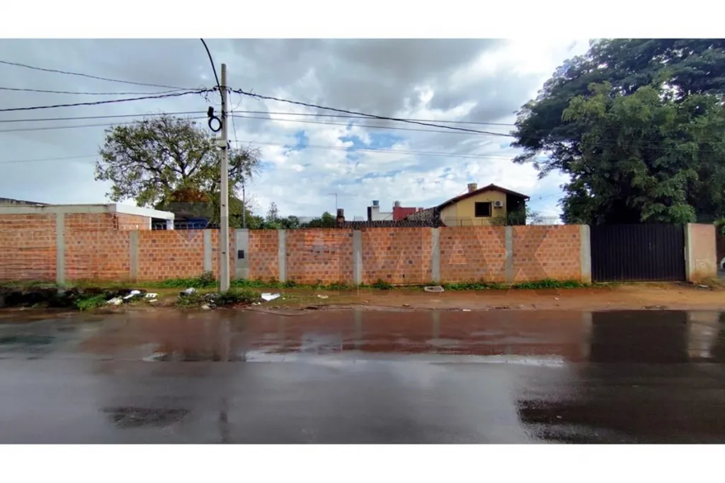 VENDO TERRENO EN ESQUINA LUQUE CUARTO BARRIO — foto 3