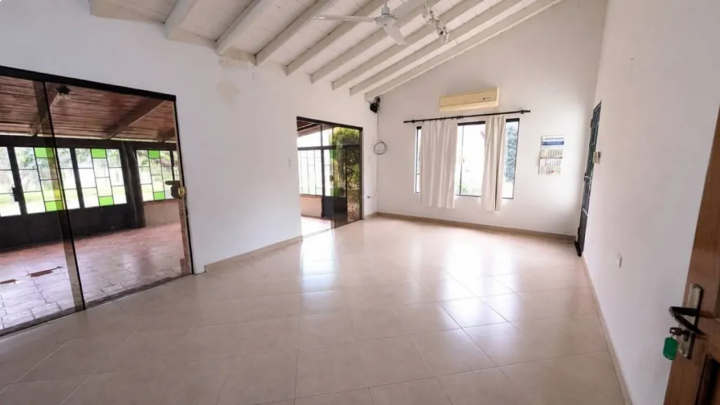 EN VENTA AMPLIA PROPIEDAD RURAL EN BENJAMIN ACEVAL — foto 3