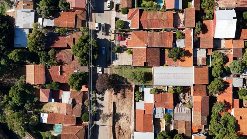 EN VENTA TERRENO CON TINGLADO EN ASUNCIÓN, BARRIO BELLA VISTA — foto 3