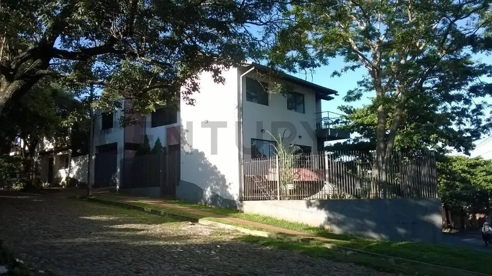 Vendo casa de 3 niveles en esquina-Barrio Republicano Asuncion — foto 3