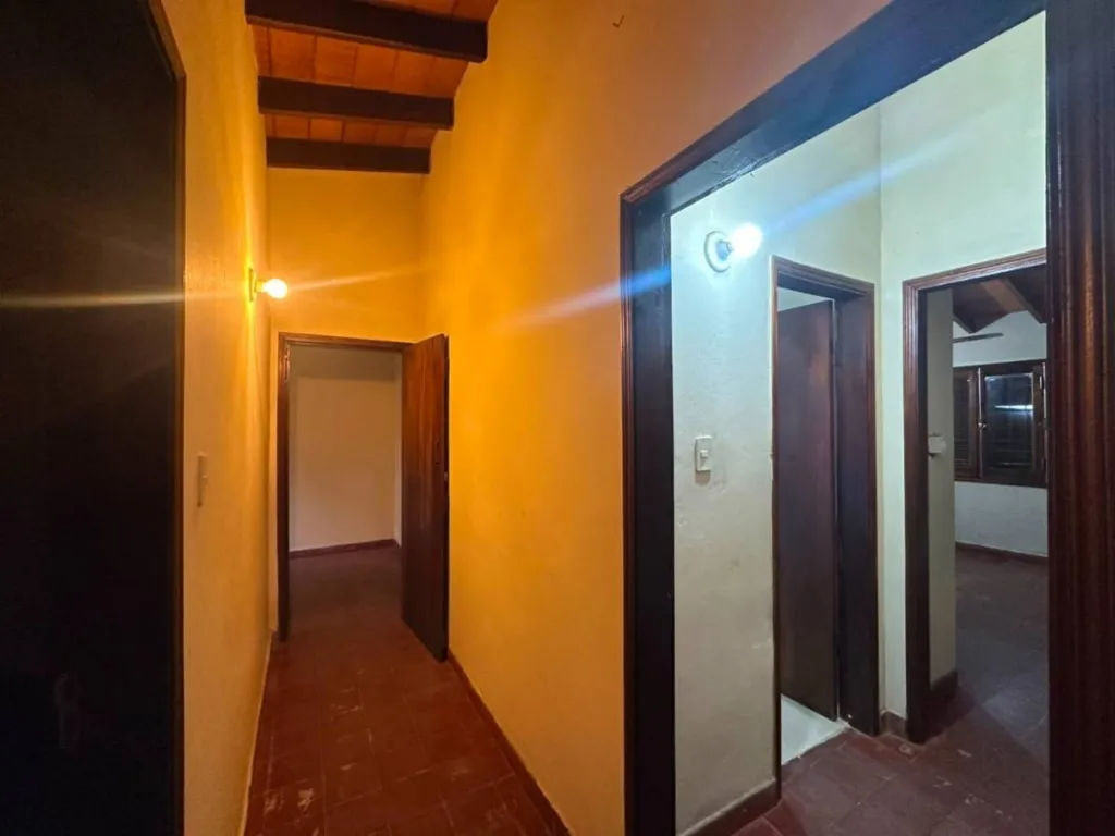 VENDO CASA EN VILLA ELISA - AVDA. AMERICO PICCO 450 M2 EN PLANTA BAJA — foto 2