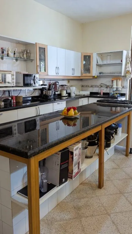 VENDO CASA MULTIFAMILIAR EN FERNANDO DE LA MORA - DR. MOLINAS 640 M2 — foto 2