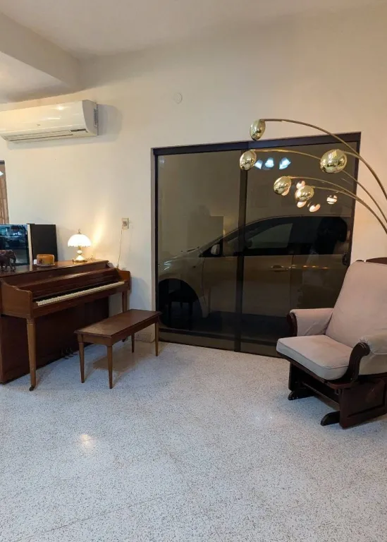 VENDO CASA MULTIFAMILIAR EN FERNANDO DE LA MORA - DR. MOLINAS 640 M2 — foto 3