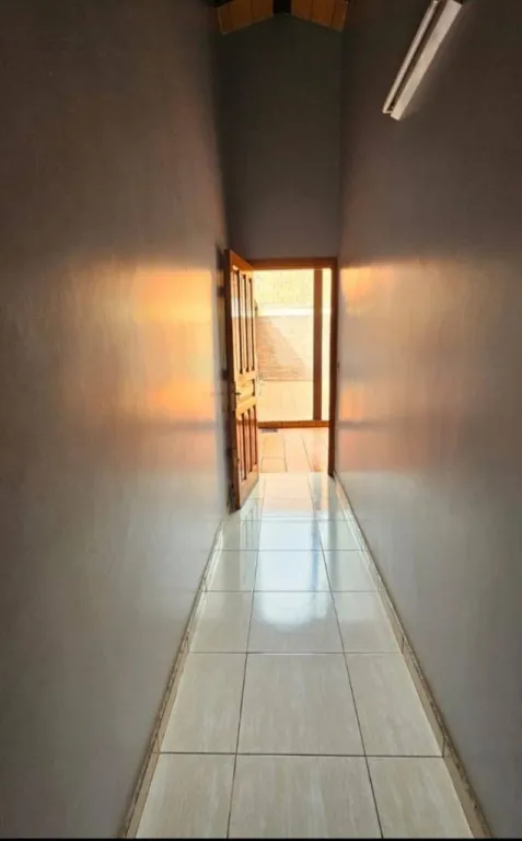 VENDO CASA EN LUQUE - YKUA DURE 320 M2 CON QUINCHO Y 4 COCHERAS — foto 3