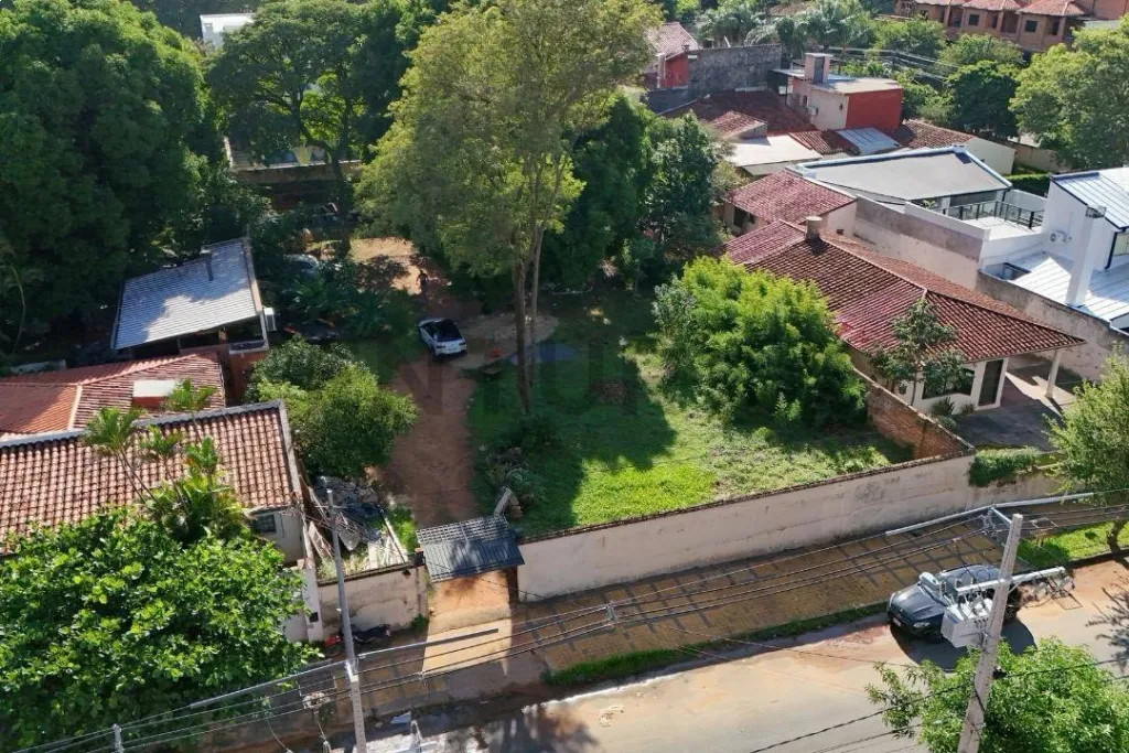 Vendo terreno de 1.092 m2 en Barrio Herrera — foto 2