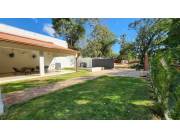 En Venta Casa a Estrenar 100% amoblada de 4 habitaciones en San Bernardino, zona Copaco