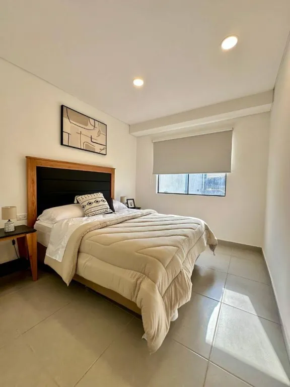 VENDO CASA EN LUQUE - VIRGEN DEL ROSARIO ESQ CHOVORECA A ESTRENAR — foto 2