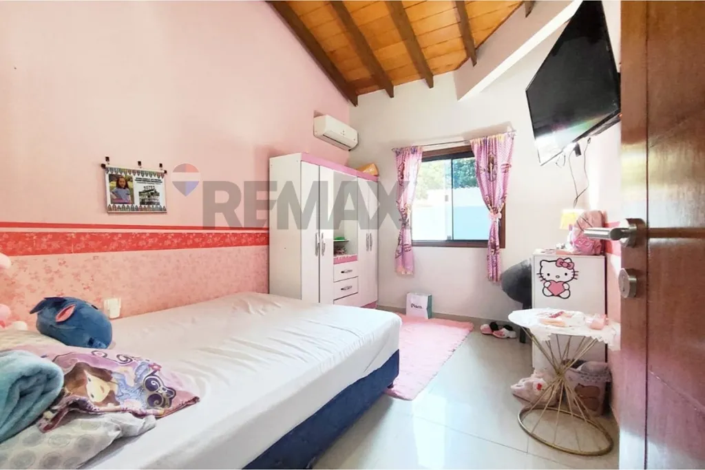 Casa - Venta - San Lorenzo, Central, Paraguay — foto 3
