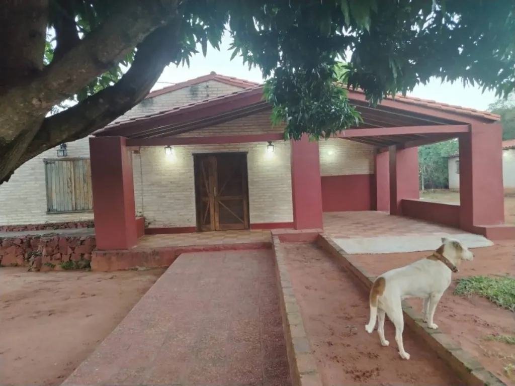 VENDO CASA EN AREGUA - CAACUPEMI 1.806 M2 DE TERRENO — foto 3