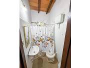 VENDO CASA EN FERNANDO DE LA MORA - INMACULADA CONCEPCION, CALLE SIN SALIDA