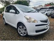 Toyota Ractis Año 2006 Color Blanco