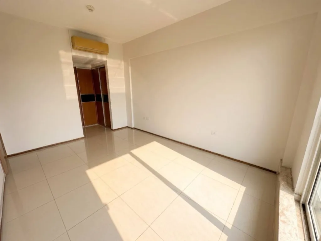 ¡DEPARTAMENTO EN VENTA! Ycuá Satí - Asunción 🏢 Edificio: The One — foto 3
