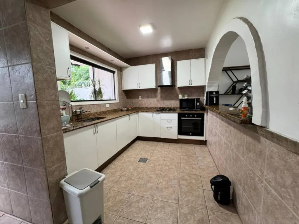 ¡CASA EN VENTA! Itá Enramada - Asunción 638m2 — foto 2