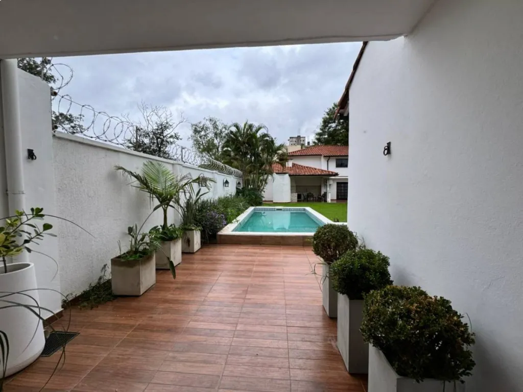 ¡CASA EN VENTA! Itá Enramada - Asunción 638m2 — foto 3