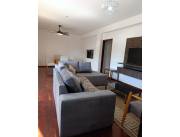 Alquilo Departamento Amoblado de 3 Dormitorios en Recoleta – 143 m² – Gs. 7.000.000