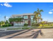 Vendo casa amoblada en Aquaterra