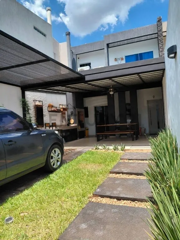 Alquiler de Casa Dúplex en Luque, Central | ID: 52848 — foto 2