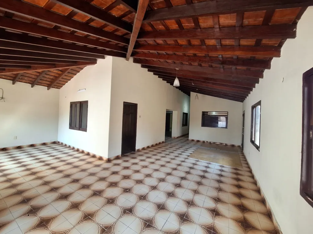 CASA en ASUNCIÓN BARRIO JARA – zona colegio Huerto — foto 3