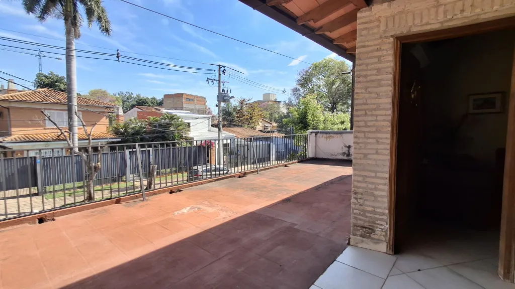 Vendo Residencia en Barrio Herrera — foto 3