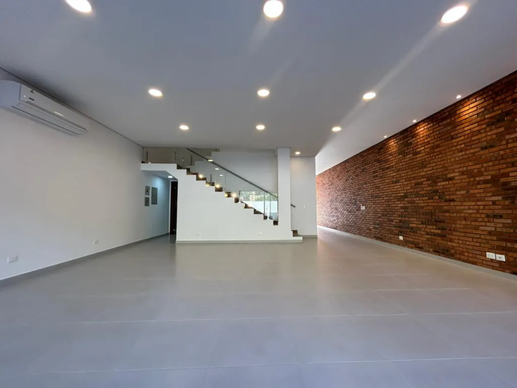 ALQUILO MODERNO DUPLEX A ESTRENAR CON PISCINA 3 DORMITORIOS AMPLIOS LUQUE VILLA ADELA — foto 3
