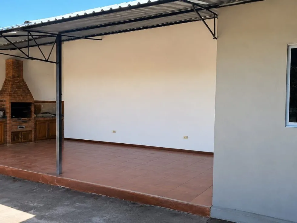 VENDO TINGLADO C SALON COMERCIAL, AREA DE OFICINAS Y VIVIENDA - BELLA VISTA N. — foto 2
