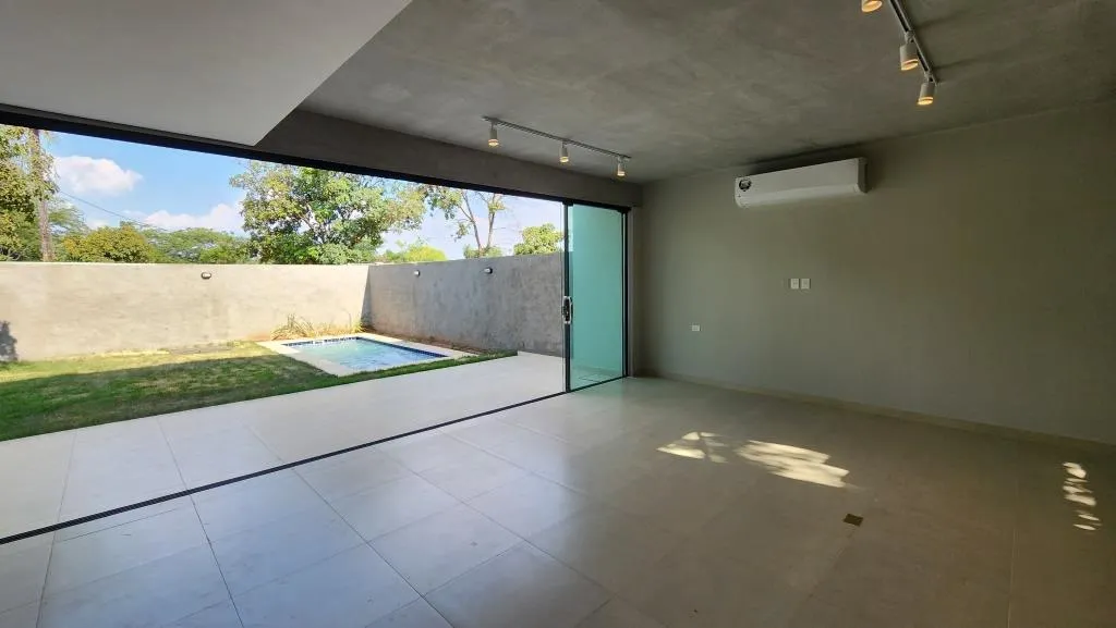 ALQUILO AMPLIO DUPLEX EN ESQUINA, BO. AMERICA - LUQUE — foto 2