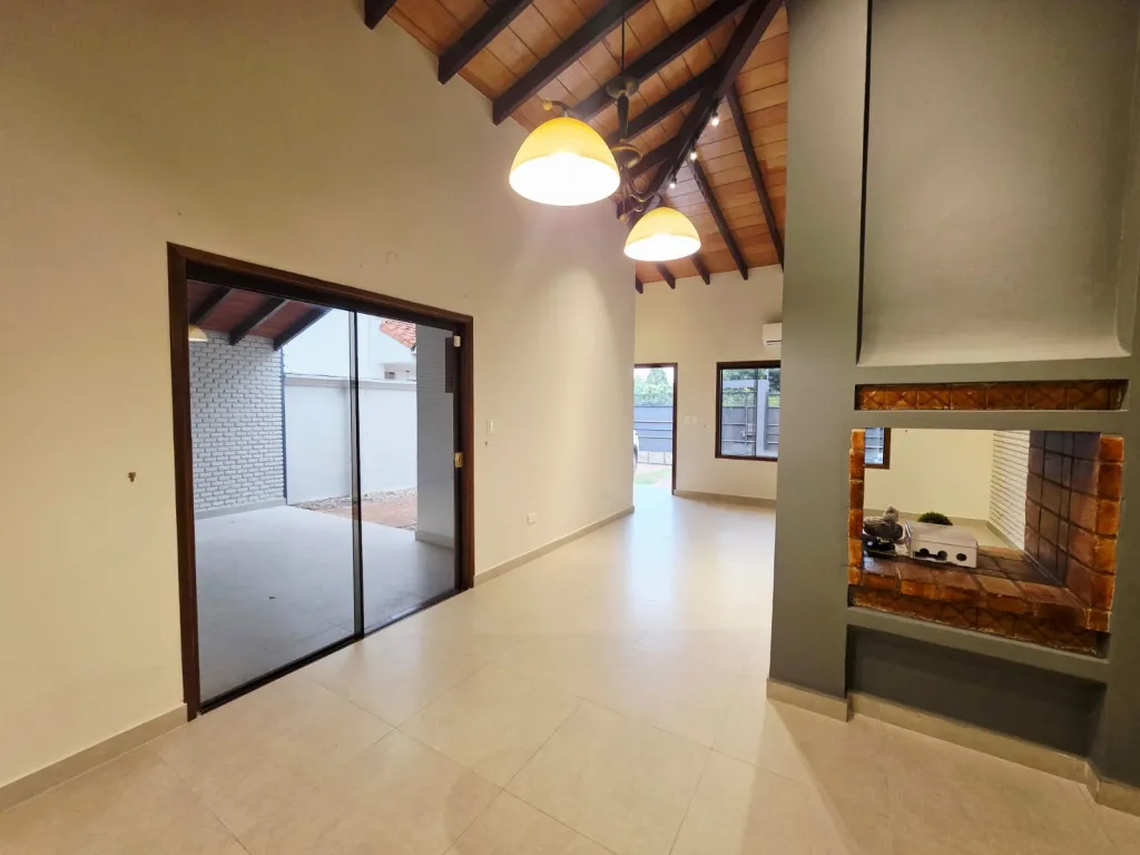 ALQUILO AMPLIA CASA DE 3 HABITACIONES EN CARMELITAS, ZONA BCP, PARQUE DE LA SALUD — foto 3
