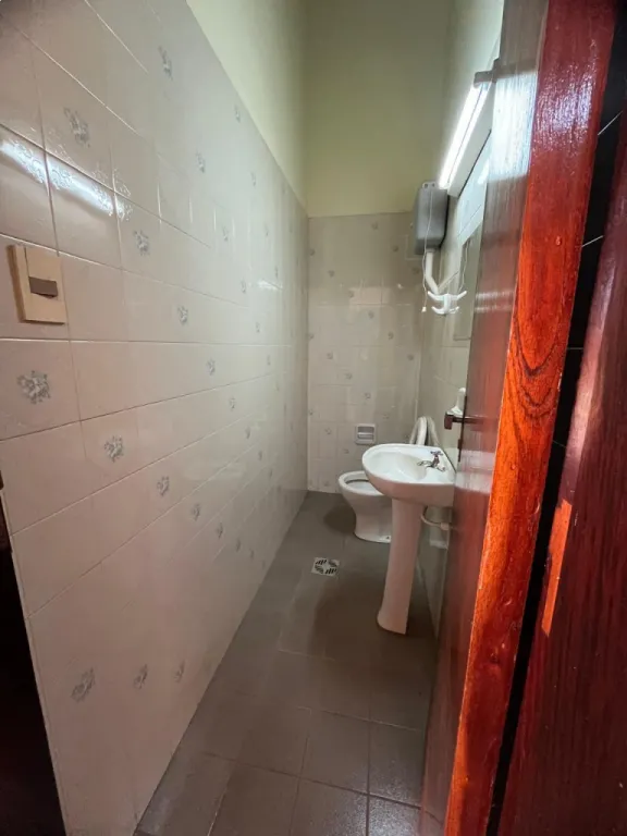 Vendo amplia propiedad en Villa Elisa - Barrio Ypati — foto 2