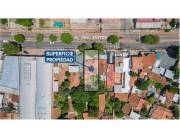 Casa-Venta-Avda. Gral. Santos entre Sajonia y La Paz, San Vicente, Asunción