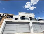 VENDO Residencia en Lambaré
