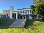 Vendo Casa en Paraná Country Club – 483 m² construidos