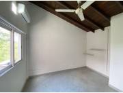 G 2.100.000 Incluye expensas y agua.